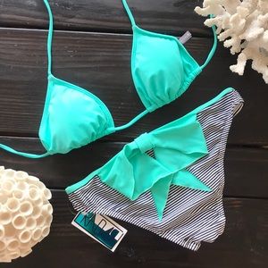 SALE! NWT PacSun Bow Bottom